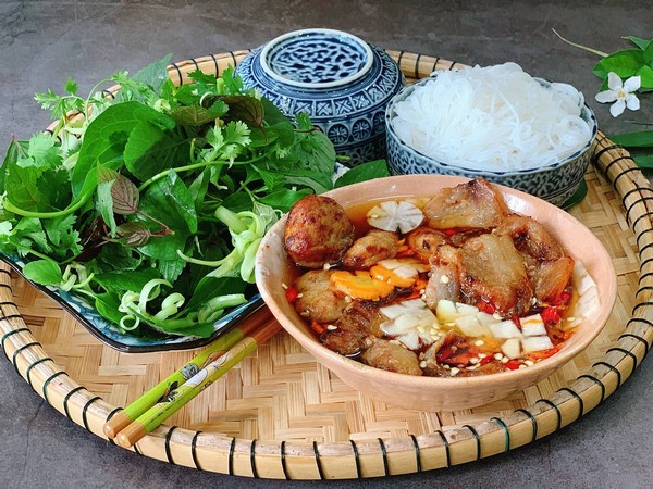Bún chả - món bún Hà Nội mang hương vị truyền thống