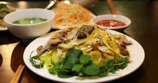 Food Corner – quán cơm gà ngon ở Hà Nội