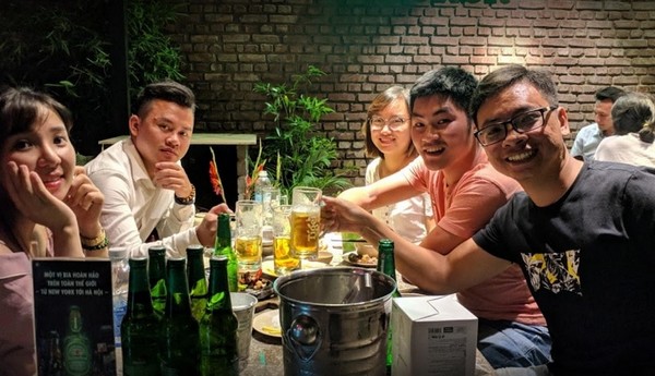  Chuỗi Phủi Quán - top quán bia Hà Hội nổi tiếng 