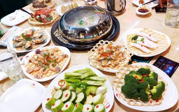 Long Wang – nhà hàng lẩu hấp thủy nhiệt Hồng Kông