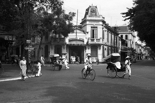 Con phố Hà Nội xưa tuyệt đẹp 