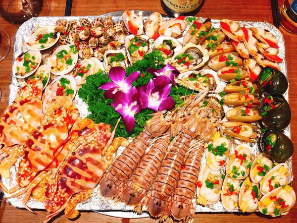 Buffet hải sản Thanh Xuân - Chef Dzung