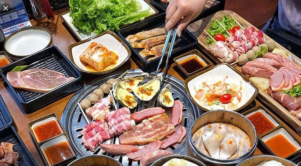 Làu Buffet - quán buffet Hàn Quốc ăn không giới hạn