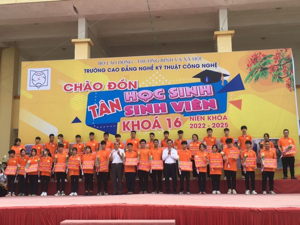 Trường Cao đẳng nghề Kỹ Thuật Công Nghệ – top đầu trong các trường Cao đẳng nghề ở Hà Nội