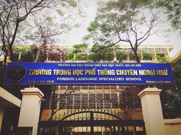 Trường THPT Chuyên ngoại ngữ - top các trường chuyên cấp 3 ở Hà Nội có điểm đầu vào cao 
