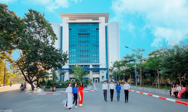 NEU nổi tiếng với vị trí dẫn đầu trong việc đào tạo các ngành kinh tế và quản lý tại Việt Nam