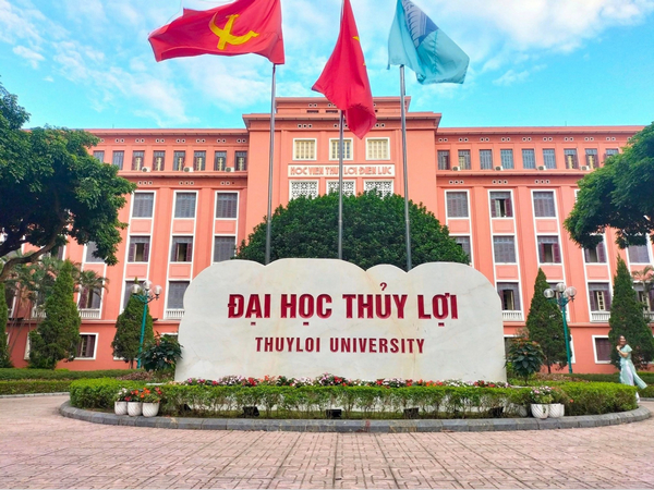 Khuôn viên trường đại học Thủy lợi đẹp nhất Hà Nội 