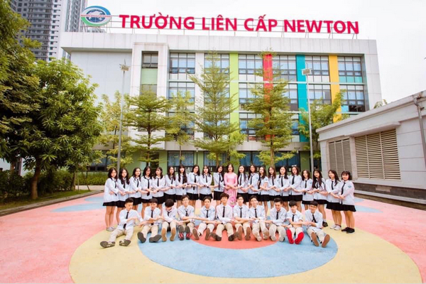 Trường THPT Newton - top trường thpt dân lập học phí rẻ tại Hà Nội phụ huynh cần biết