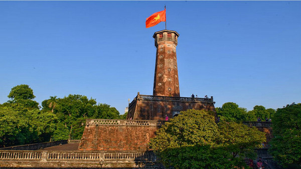 Hình ảnh cột cờ - biểu tượng văn hóa Hà Nội 