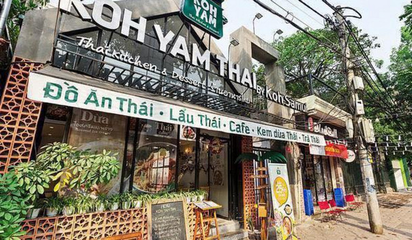 Khuôn viên quán Thái Koh Yam Hà Nội