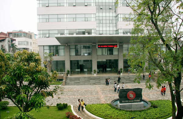 Đại học Ngoại thương - ngôi trường hàng đầu Việt Nam đào tạo ngành tài chính ngân hàng 