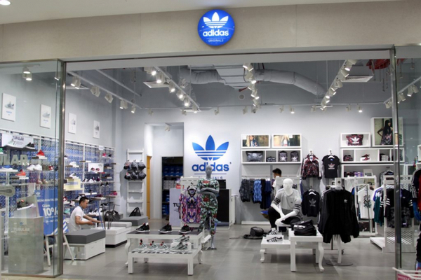 Cửa hàng Adidas Hà Nội chính hãng Soccer Store