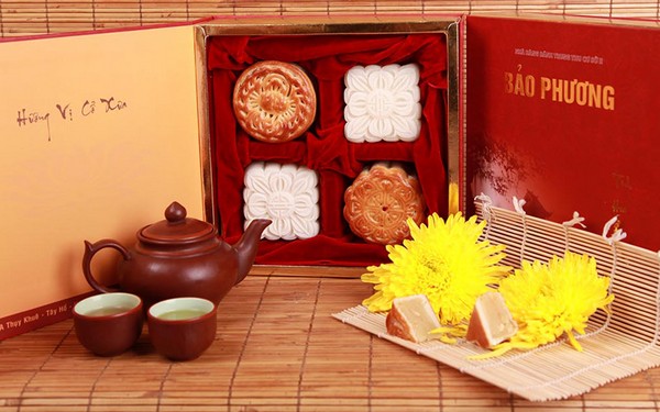 Bánh trung thu Bảo Phương là một cửa hàng đặc sản Hà Nội quen thuộc và đáng tin cậy