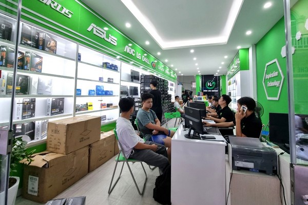 Hoàng Long Computer đã khẳng định vị thế là một trong những địa cửa hàng máy tính Hà Nội uy tín hàng đầu