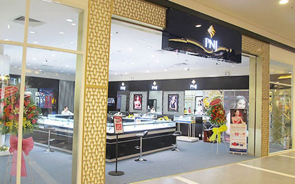 PNJ Aeon Mall Long Biên chuyên bán buôn và bán lẻ các loại mặt hàng trang sức và đá quý tại Long Biên, Hà Nội