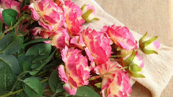 Hoa lụa Uyên Shop - top shop bán hoa lụa đẹp nhất tại Hà Nội
