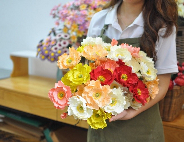 Cửa hàng "Hoa và Em" tự hào là một trong những đơn vị hàng đầu tại Hà Nội trong lĩnh vực hoa tươi 