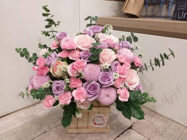 Công ty Thương Mại Dịch Vụ Hoa May Flower - top shop bán hoa sinh nhật Hà Nội uy tín 