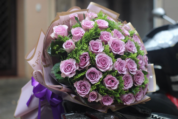 Oh, Fleurs - Cửa hàng hoa tươi luôn đem lại sự tươi mới với nhiều gam màu đẹp, làm tôn lên vẻ đẹp hoàn hảo của từng bó hoa