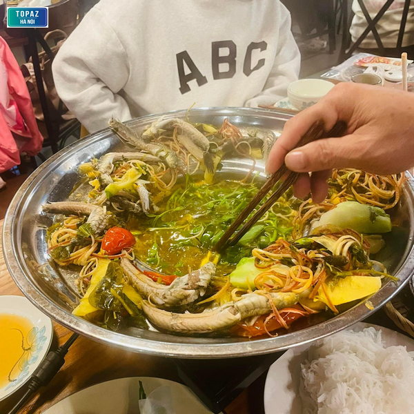 Món lẩu cá kèo hấp dẫn và đậm vị tại nhà hàng Phương Nam 