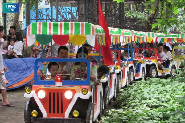 Hình ảnh khu vui chơi cho trẻ em tại vườn bách thú Hà Nội 