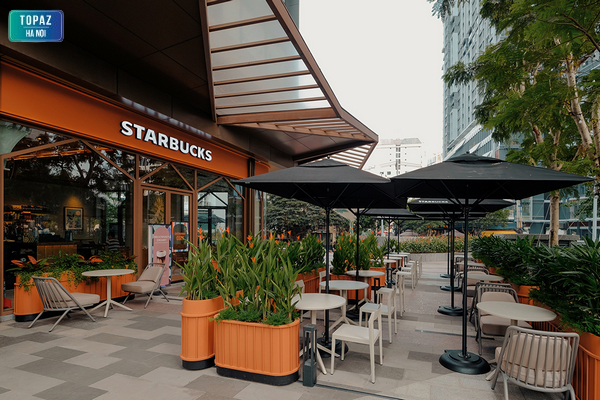 Starbucks cũng là nơi được giới sành cà phê chọn làm địa điểm check-in 