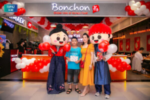 Không khí tưng bừng ngày khai trương tại Bonchon Hà Nội