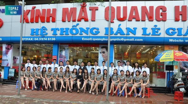 Hình ảnh cửa hàng kính mắt Quang Hưng tại Hà Nội 