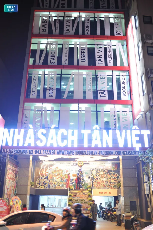Nhà sách Tân Việt lớn nhất tại Hà Nội 
