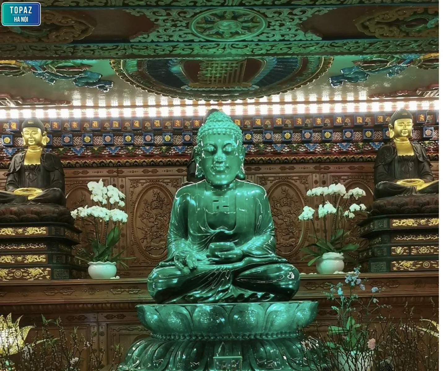 Hệ thống di vật và tượng Phật đồ sộ tại chùa Khai Nguyên