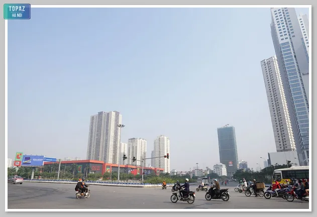 Con đường Trần Duy Hưng là đường quen thuộc với hầu hết mọi người ở nội thành Hà Nội