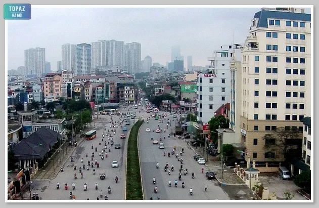 Đường Trường Chinh được mệnh danh là "đường cong mềm mại" nhất Hà Nội 