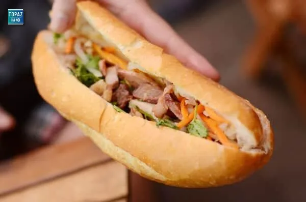 Bánh mì là một trong những món ăn đậm chất truyền thống của Việt Nam