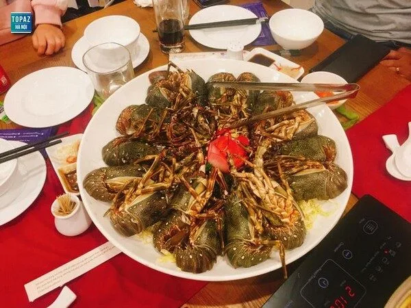 Nhà Hàng The One