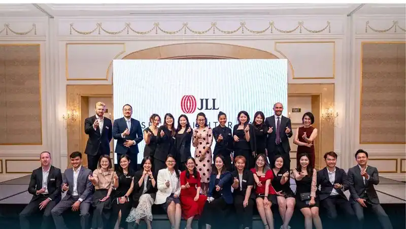 cong-ty-moi-gioi-ha-noi-jll-viet-nam